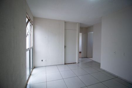 Sala  de apartamento para alugar com 2 quartos, 50m² em Caranda, Sorocaba