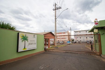 Apartamento para alugar com 50m², 2 quartos e 1 vaga Apartamento para alugar com 50m², 2 quartos e 1 vagaFachada