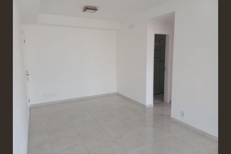 Apartamento à venda com 73m², 2 quartos e 1 vaga