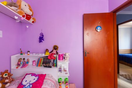 Apartamento à venda com 80m², 3 quartos e 1 vagaQuarto 2