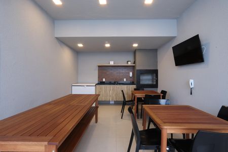 Apartamento para alugar com 42m², 2 quartos e sem vagaÁrea comum - Churrasqueira