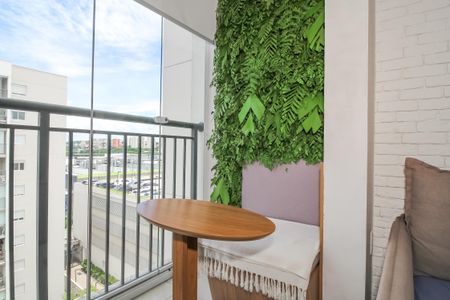 Apartamento à venda com 52m², 2 quartos e 1 vagaVaranda