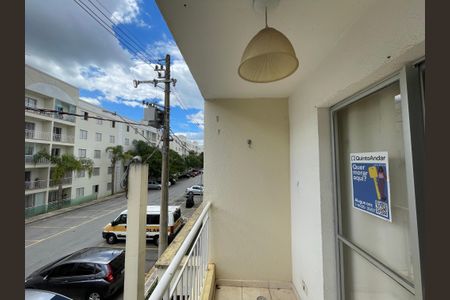 Apartamento para alugar com 56m², 2 quartos e 1 vagaVaranda