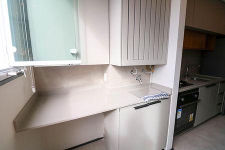 Apartamento à venda com 45m², 2 quartos e 1 vagaÁrea de Serviço