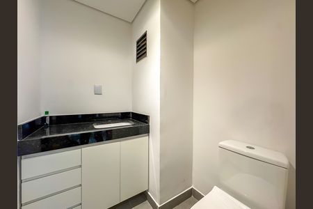 Apartamento à venda com 200m², 2 quartos e 2 vagas Apartamento à venda com 200m², 2 quartos e 2 vagasBanheiro
