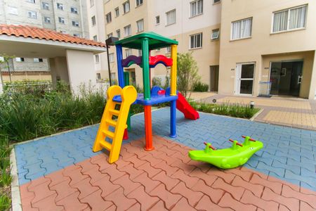 Apartamento para alugar com 42m², 2 quartos e sem vaga Apartamento para alugar com 42m², 2 quartos e sem vagaPlayground