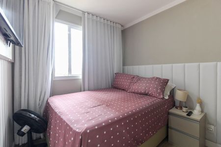 Quarto 1 de apartamento para alugar com 2 quartos, 42m² em Itaquera, São Paulo