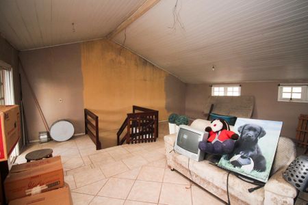 Casa à venda com 180m², 3 quartos e 2 vagasSótão da casa