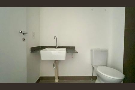 Studio para alugar com 28m², 1 quarto e sem vagaBanheiro