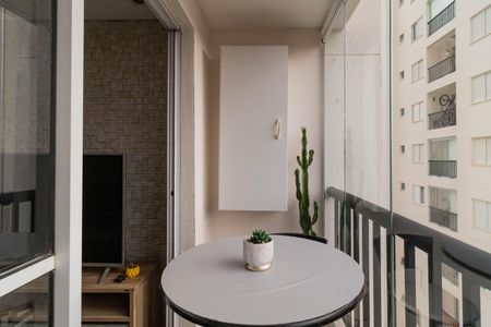 Varanda de apartamento para alugar com 2 quartos, 48m² em Vila Anastácio, São Paulo
