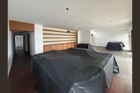 Apartamento à venda com 500m², 5 quartos e 3 vagas Apartamento à venda com 500m², 5 quartos e 3 vagasSala