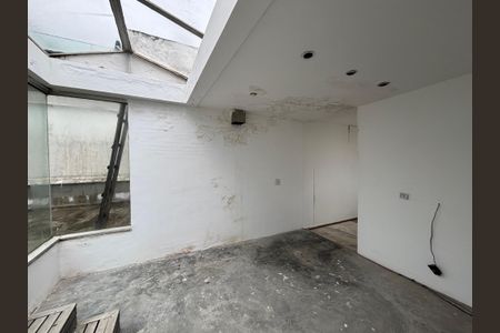 Apartamento à venda com 500m², 5 quartos e 3 vagas Apartamento à venda com 500m², 5 quartos e 3 vagasCobertura