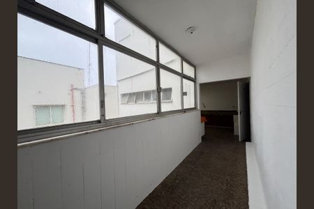 Apartamento à venda com 500m², 5 quartos e 3 vagas Apartamento à venda com 500m², 5 quartos e 3 vagasÁrea de serviço