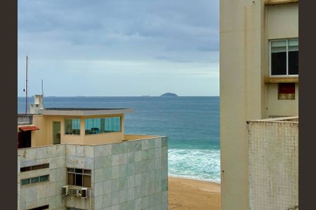 Apartamento à venda com 500m², 5 quartos e 3 vagas Apartamento à venda com 500m², 5 quartos e 3 vagasSuite 3 - vista para o mar