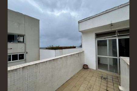 Apartamento à venda com 500m², 5 quartos e 3 vagas Apartamento à venda com 500m², 5 quartos e 3 vagasCobertura