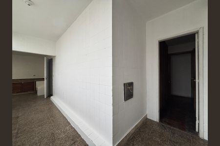 Apartamento à venda com 500m², 5 quartos e 3 vagas Apartamento à venda com 500m², 5 quartos e 3 vagasÁrea de serviço