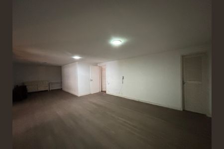Apartamento à venda com 500m², 5 quartos e 3 vagas Apartamento à venda com 500m², 5 quartos e 3 vagasÁrea comum - salão de festas