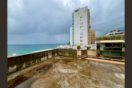 Apartamento à venda com 500m², 5 quartos e 3 vagas Apartamento à venda com 500m², 5 quartos e 3 vagasCobertura