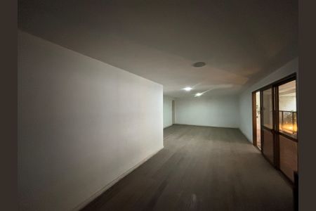 Apartamento à venda com 500m², 5 quartos e 3 vagas Apartamento à venda com 500m², 5 quartos e 3 vagasÁrea comum - salão de festas