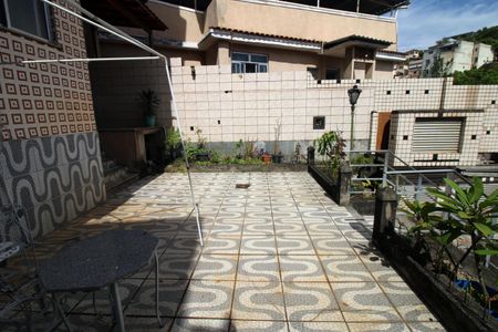 Apartamento à venda com 115m², 2 quartos e 1 vagaÁrea comum