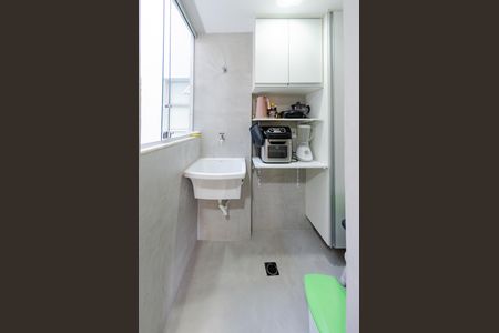 Apartamento à venda com 122m², 2 quartos e 1 vagaÁrea de serviço