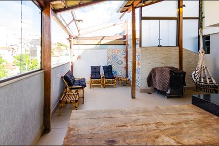 Apartamento à venda com 122m², 2 quartos e 1 vagaÁrea gourmet