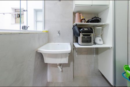 Apartamento à venda com 122m², 2 quartos e 1 vagaÁrea de serviço