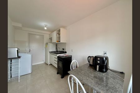 Apartamento para alugar com 25m², 1 quarto e sem vaga Apartamento para alugar com 25m², 1 quarto e sem vagaSala