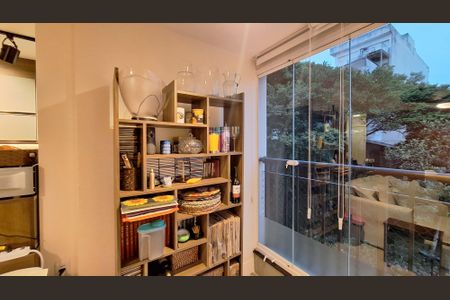 Varanda de apartamento para alugar com 2 quartos, 66m² em Pompeia, São Paulo