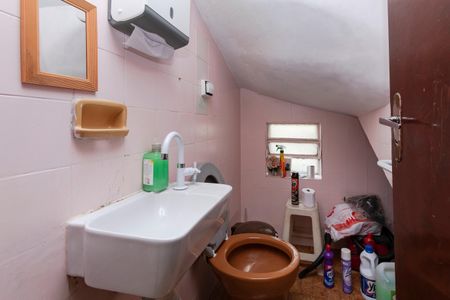 Casa à venda com 150m², 3 quartos e 2 vagasLavabo