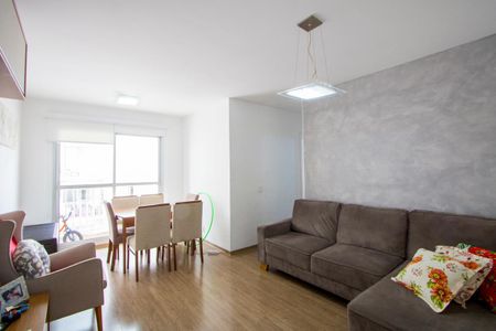 Sala de apartamento à venda com 3 quartos, 68m² em Vila Homero Thon, Santo André