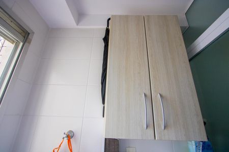 Apartamento à venda com 68m², 3 quartos e 1 vagaÁrea de serviço