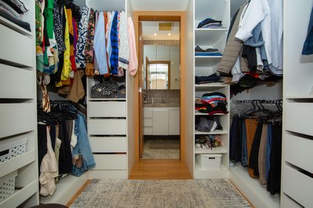 Apartamento à venda com 106m², 3 quartos e 3 vagasCLOSET QUARTO1