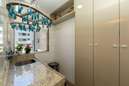 Apartamento à venda com 106m², 3 quartos e 3 vagasAREA DE SERVICO