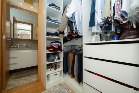 Apartamento à venda com 106m², 3 quartos e 3 vagasCLOSET QUARTO1