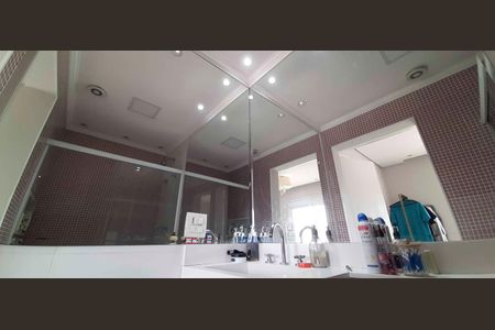 Apartamento à venda com 110m², 2 quartos e 2 vagasBanheiro da Suíte 2