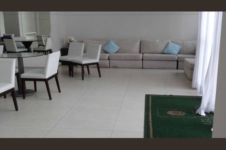 Apartamento à venda com 110m², 2 quartos e 2 vagasÁrea comum