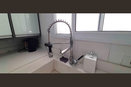 Apartamento à venda com 110m², 2 quartos e 2 vagasCozinha