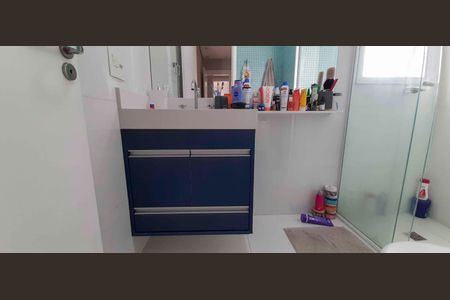 Apartamento à venda com 110m², 2 quartos e 2 vagasBanheiro da Suíte 1