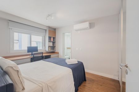 Suíte de apartamento para alugar com 1 quarto, 60m² em Pinheiros, São Paulo