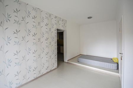 Sala de apartamento à venda com 2 quartos, 60m² em Sacaranta, São Bernardo do Campo