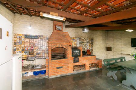 Casa à venda com 170m², 3 quartos e 2 vagas Casa à venda com 170m², 3 quartos e 2 vagasÁrea gourmet