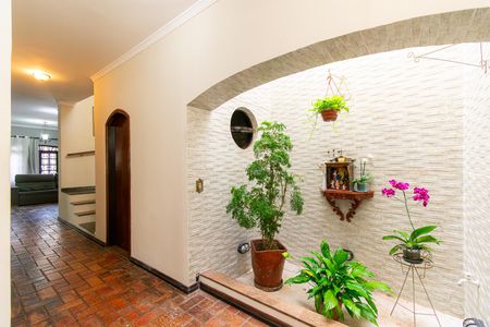 Casa à venda com 170m², 3 quartos e 2 vagas Casa à venda com 170m², 3 quartos e 2 vagasJardim de Inverno