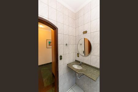 Casa à venda com 170m², 3 quartos e 2 vagas Casa à venda com 170m², 3 quartos e 2 vagasBanheiro 2