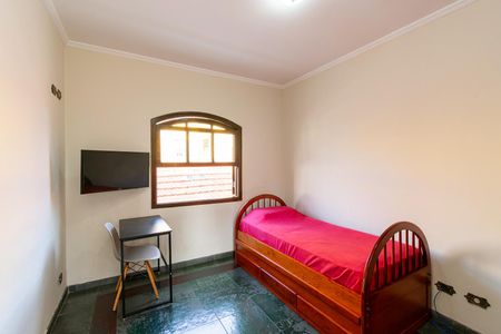 Casa à venda com 170m², 3 quartos e 2 vagas Casa à venda com 170m², 3 quartos e 2 vagasQuarto 2