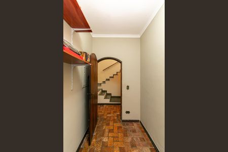 Casa à venda com 170m², 3 quartos e 2 vagas Casa à venda com 170m², 3 quartos e 2 vagasEscritório