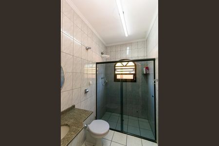 Casa à venda com 170m², 3 quartos e 2 vagas Casa à venda com 170m², 3 quartos e 2 vagasBanheiro 2