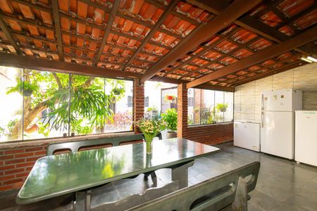 Casa à venda com 170m², 3 quartos e 2 vagas Casa à venda com 170m², 3 quartos e 2 vagasÁrea gourmet