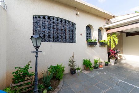 Casa à venda com 170m², 3 quartos e 2 vagas Casa à venda com 170m², 3 quartos e 2 vagasGaragem