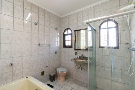 Casa à venda com 170m², 3 quartos e 2 vagas Casa à venda com 170m², 3 quartos e 2 vagasBanheiro